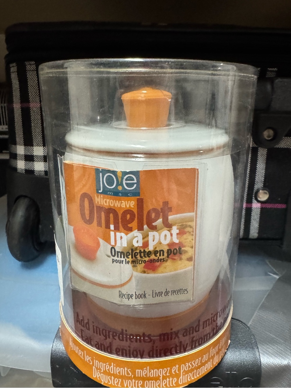 Joie Microwave Omelet Maker — White Body with Orange Lid